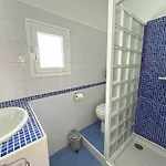 펜션 Sardinas With Roof Terrace And Sea View 콘일데라프론테라